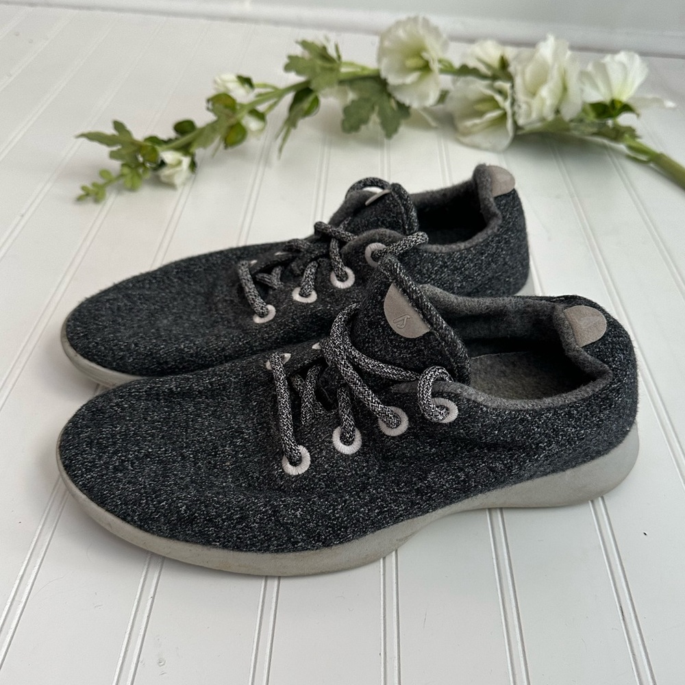 All birds women’s size 9 grey sneakers